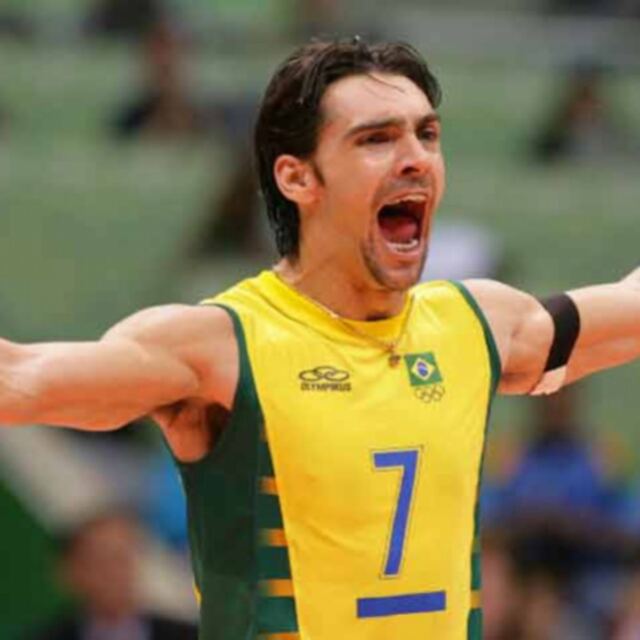 Os 10 maiores jogadores de vôlei do mundo de todos os tempos! 