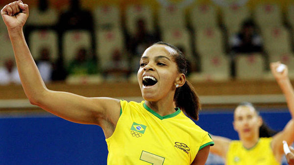 Quem é Mireya Luis, uma das maiores jogadoras de vôlei da história