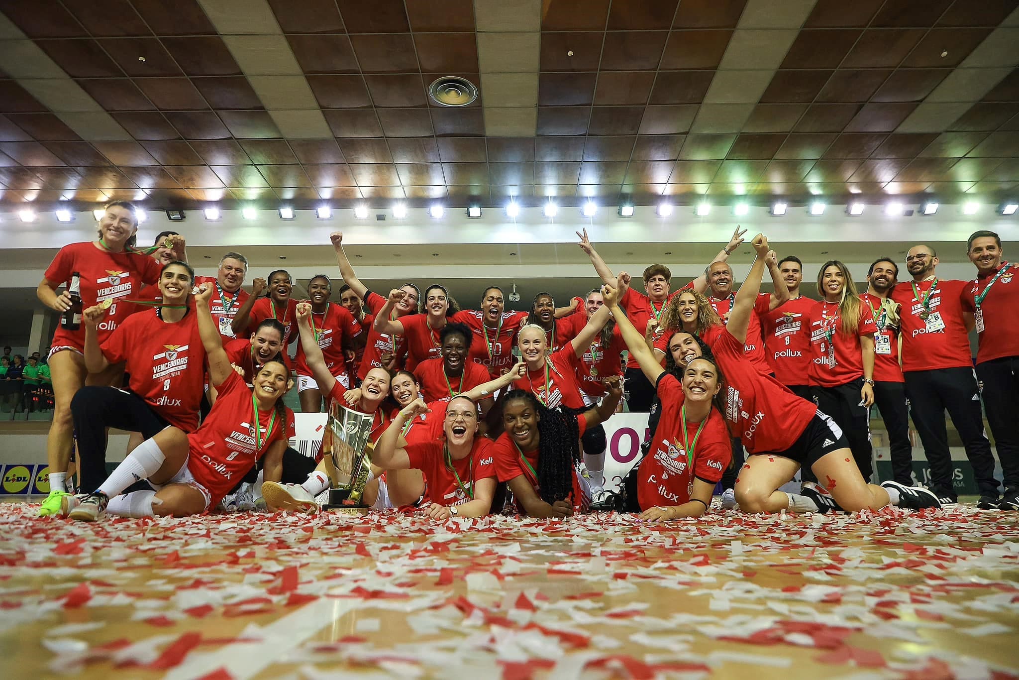 Andebol Feminino Benfica Vence A Taça De Portugal E Faz A Tripla 