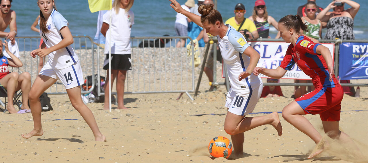 molly-clark-england-women-beach-soccer-player-1280x567.jpg