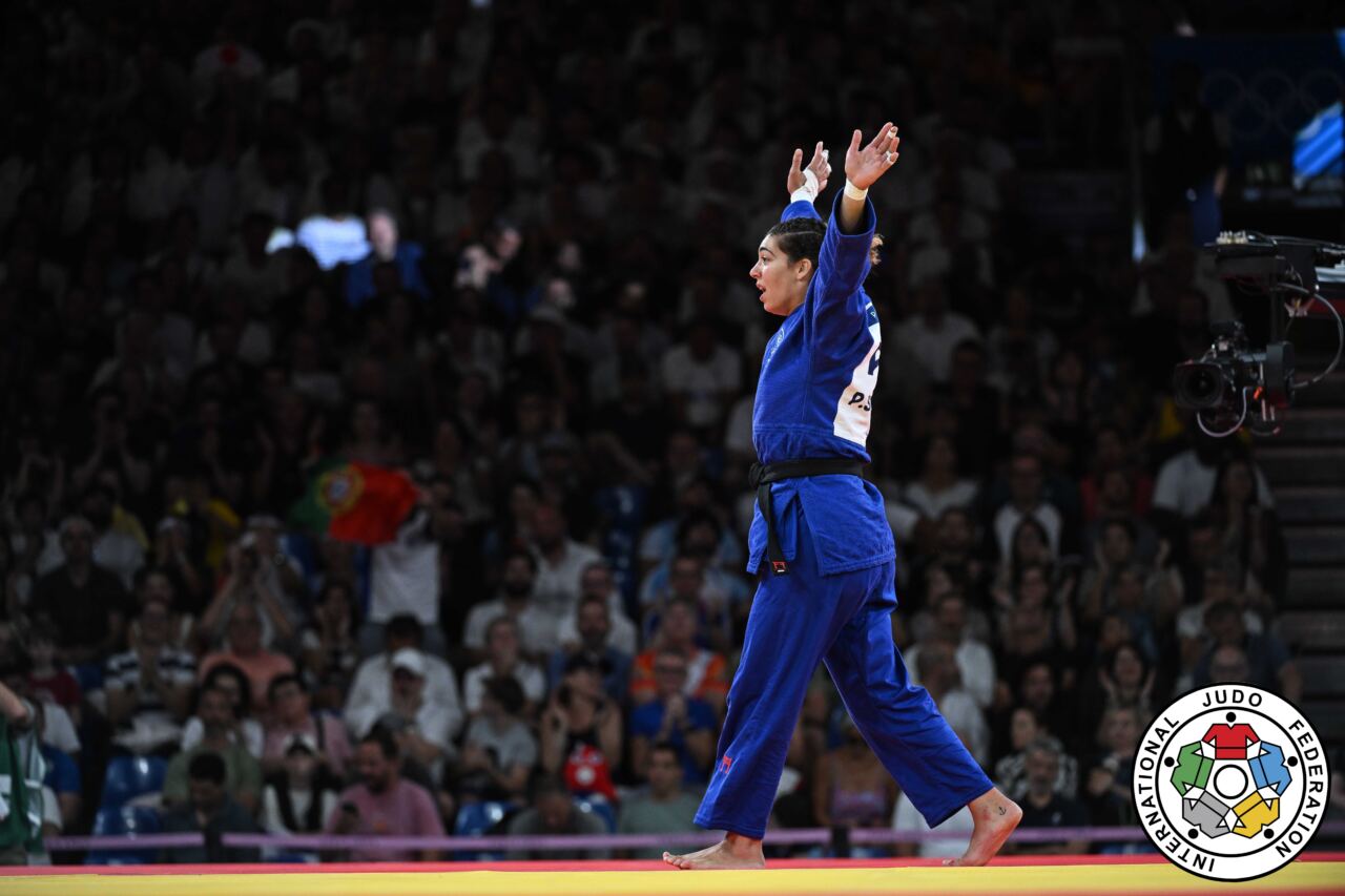 JO-PARIS-PODIO-78Kg-Bronze-4-1280x853.jpg