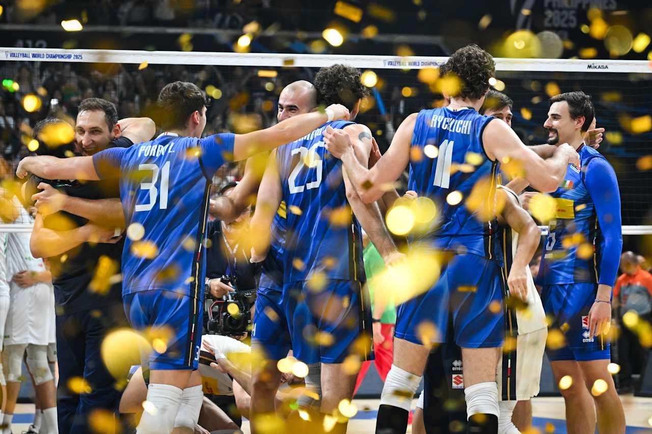 FIVB_Mens_Worlds_Italy_on_court_2025_09_29_13_58_28.jpg